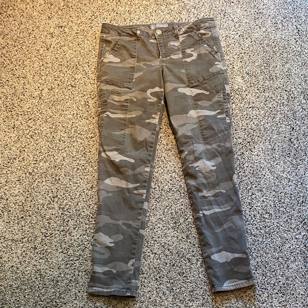 Camo Skinny Jeans